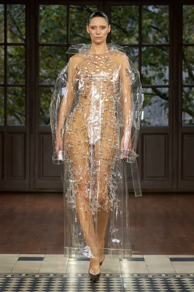 Look 20